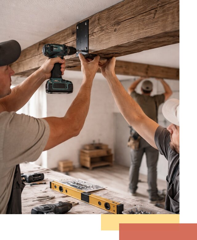 Монтаж декоративных потолочных балок в Топках